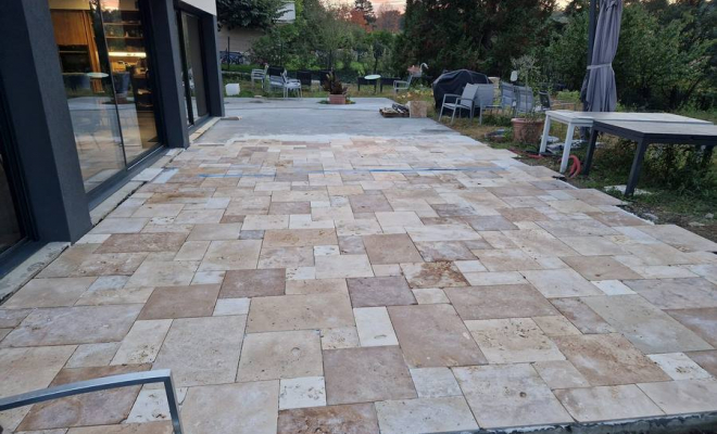 Carrelage pour terrasse, Val d'Oingt, ASV Carrelage